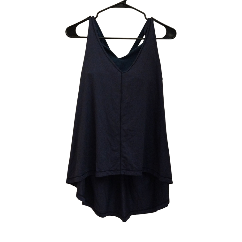 Lululemon Athletica Oneness Tank in Dark Blue Tank And Green Sports Bra